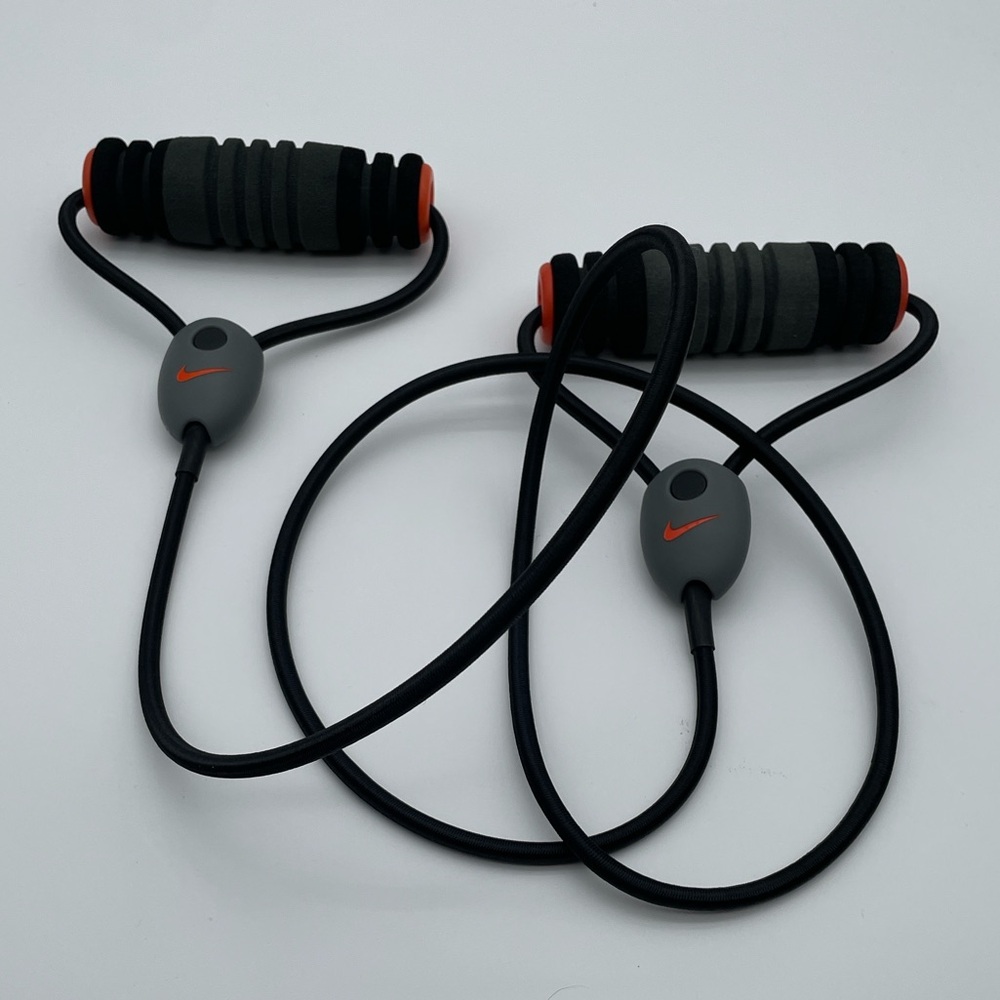 Nike Black and Gray Fitness Jump Rope